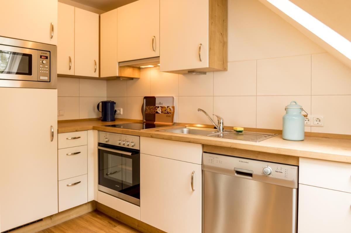 Friesenhof Janssen - Urlaub Auf Dem Bauernhof Apartment Neuharlingersiel Exterior photo
